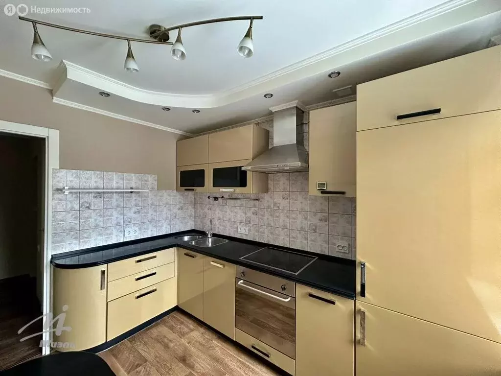 3-комнатная квартира: Барнаул, Партизанская улица, 146 (65.2 м) - Фото 1