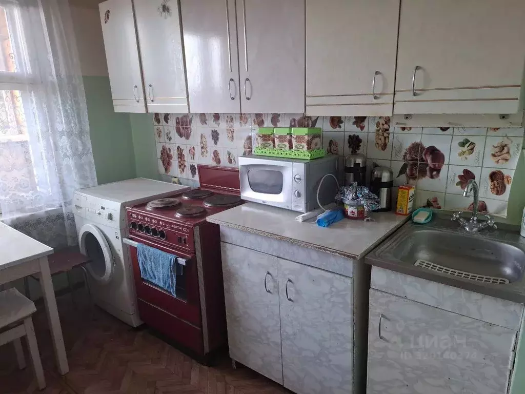 2-к кв. Удмуртия, Ижевск Автозаводская ул., 42А (50.0 м) - Фото 1