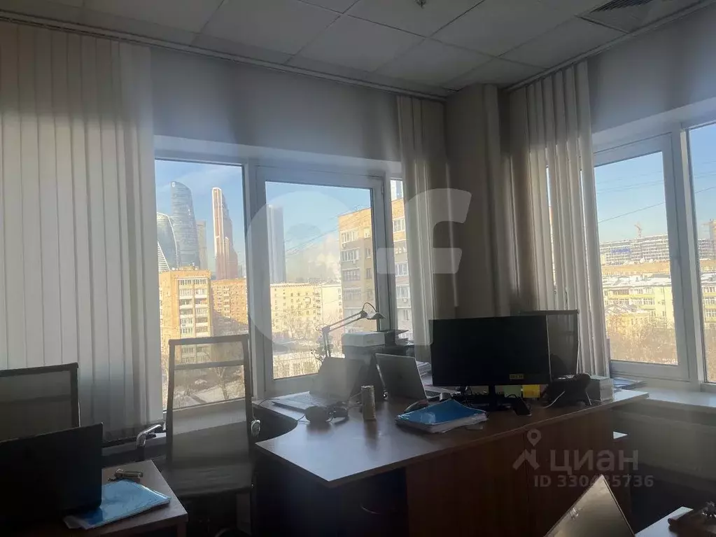 Офис в Москва Брянская ул., 5 (400 м) - Фото 1