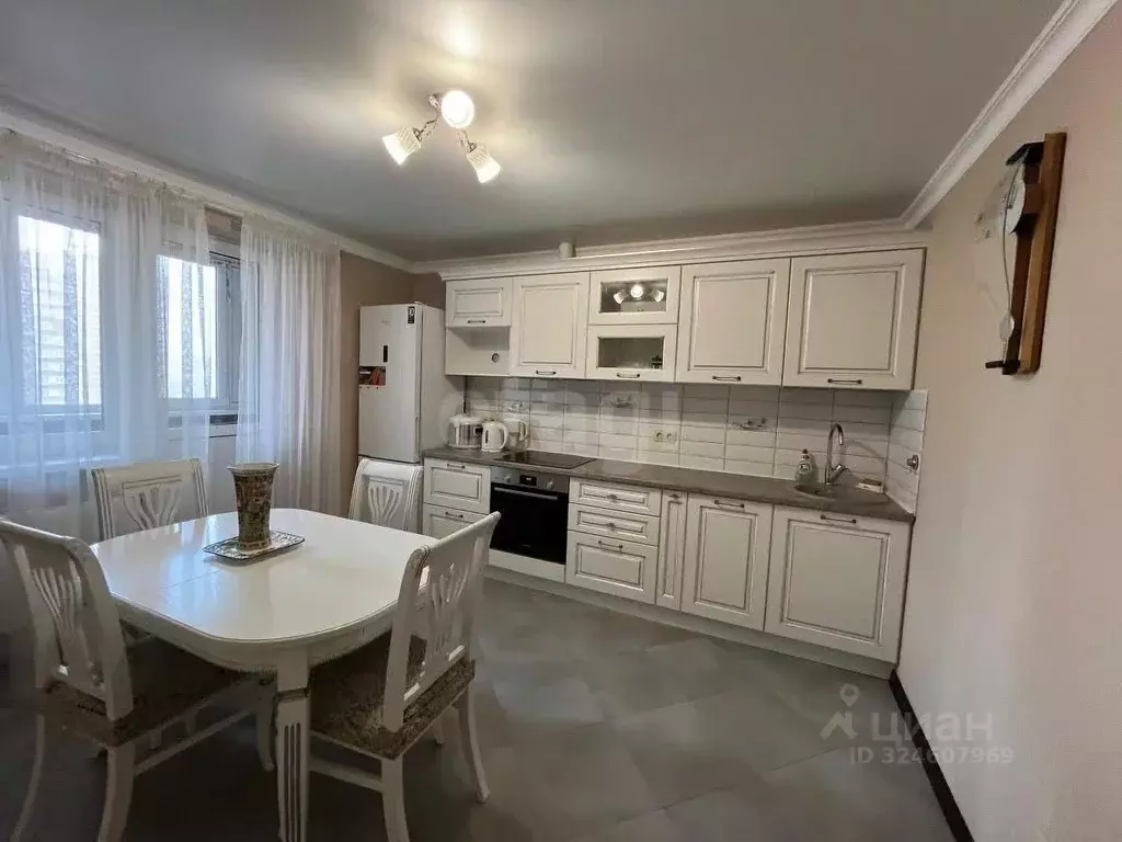 2-к кв. Краснодарский край, Краснодар Российская ул., 72/6 (65.3 м) - Фото 1