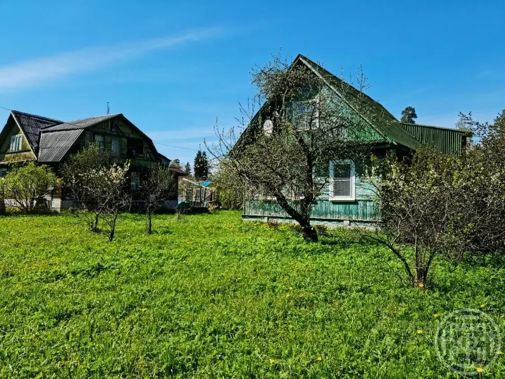 Дом в Ленинградская область, Гатчинский район, Вырица городской ... - Фото 0