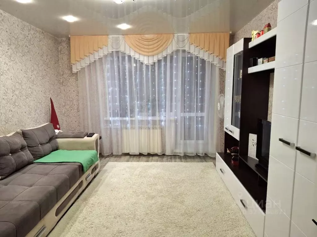 3-к кв. Пермский край, Оса ул. Максима Горького, 65 (57.7 м) - Фото 1