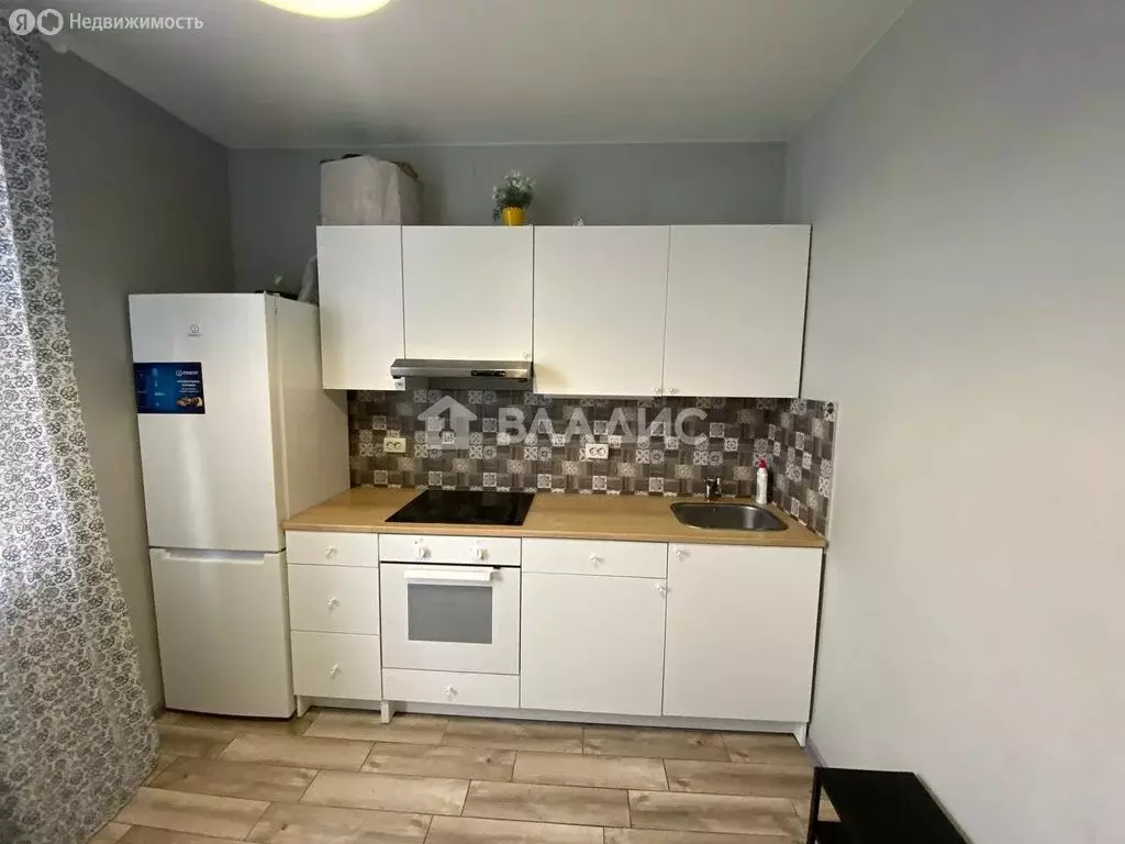 2-комнатная квартира: Белгород, улица Шаландина, 5А (60 м) - Фото 2