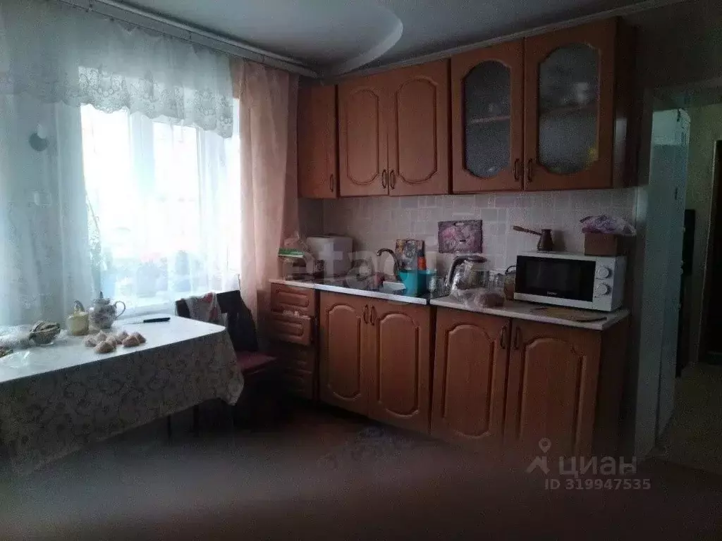 Дом в Ставропольский край, Александровский муниципальный округ, с. ... - Фото 1