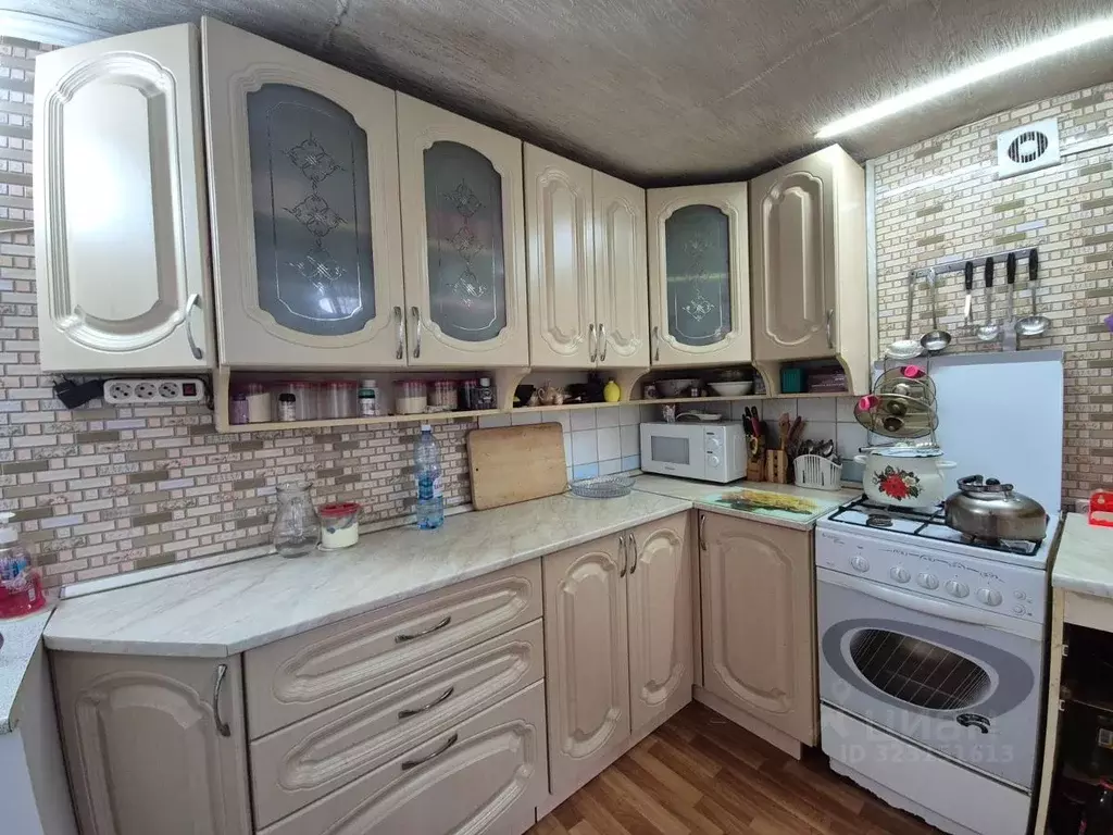 Дом в Омская область, Омск Кузбасская ул. (68 м) - Фото 2