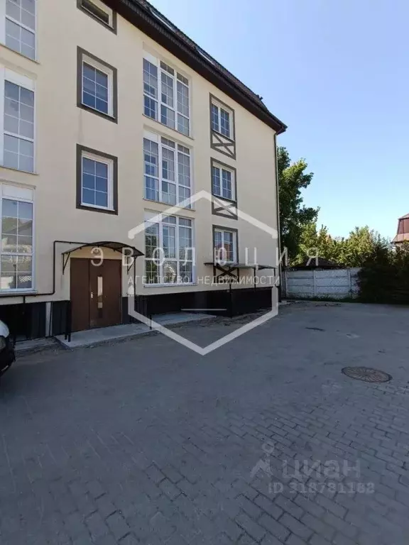 3-к кв. Калининградская область, Калининград ул. Лобачевского, 2А ... - Фото 0