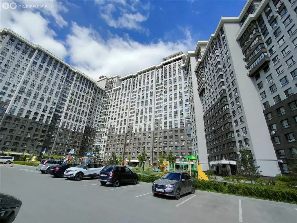 1-комнатная квартира: Рязань, улица Александра Полина, 1 (30.4 м) - Фото 0