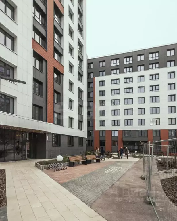 Студия Вологодская область, Вологда ул. Возрождения, 35к1 (32.4 м) - Фото 1