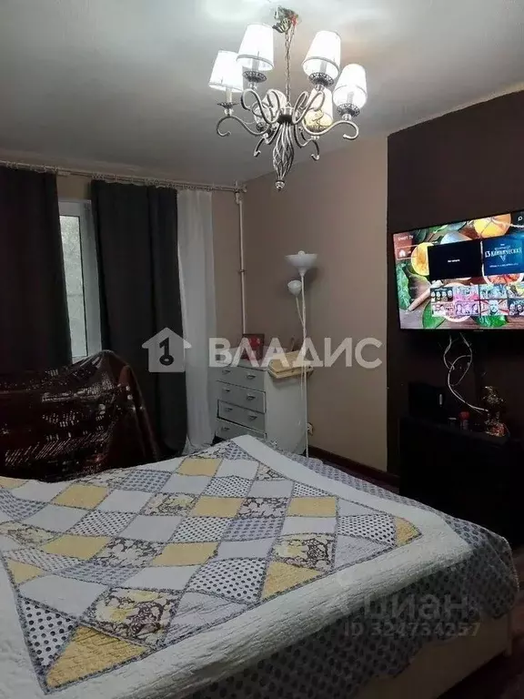 3-к кв. Санкт-Петербург, Санкт-Петербург, Петергоф ул. Шахматова, 14 ... - Фото 1