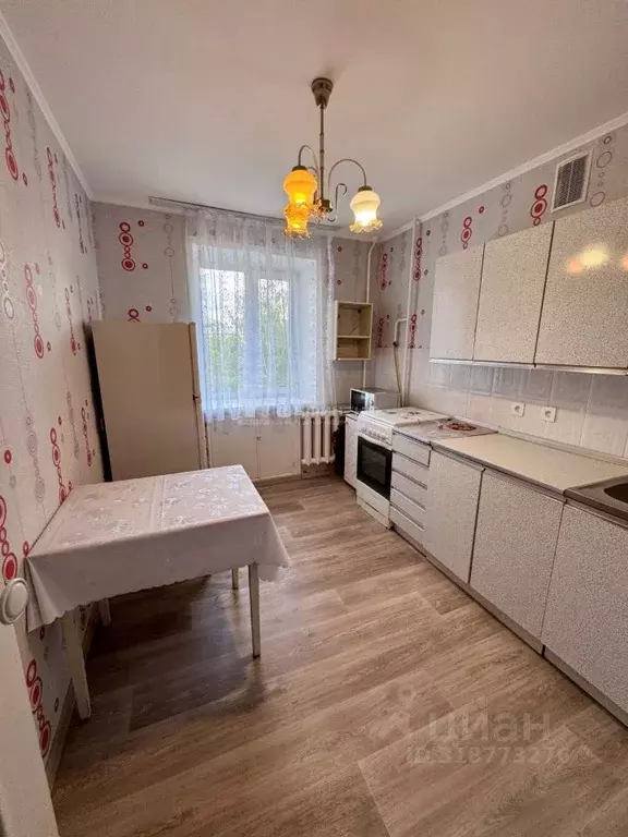 3-к кв. Владимирская область, Ковров Комсомольская ул., 95 (64.0 м) - Фото 0