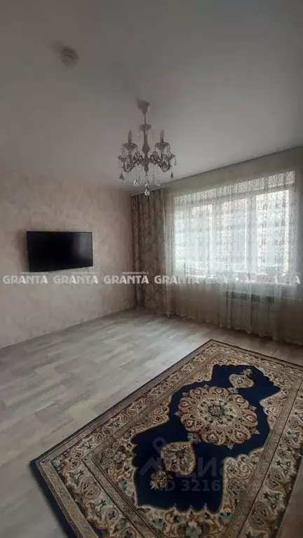 3-к кв. Красноярский край, Красноярск ул. Апрельская, 4 (76.0 м) - Фото 1