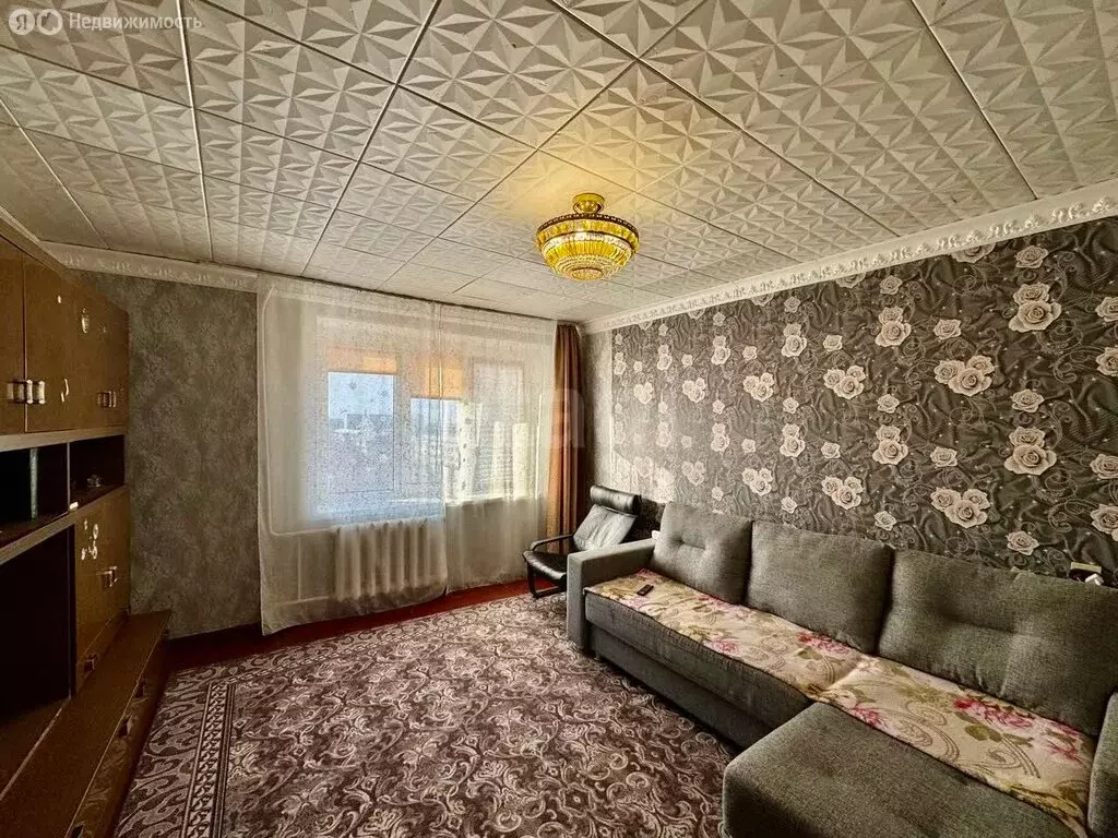 3-комнатная квартира: Омск, микрорайон Солнечный, улица Комкова, 2 ... - Фото 2