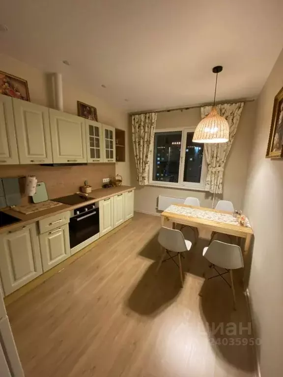 1-к кв. Ханты-Мансийский АО, Нефтеюганск 17-й мкр, 11/1 (43.2 м) - Фото 1