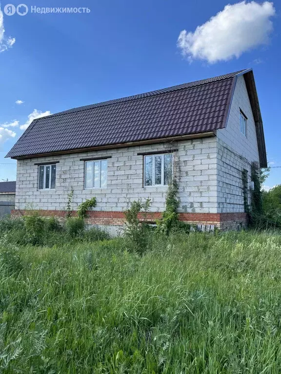 Дом в село Чемодановка, 3-я Школьная улица, 5 (192 м) - Фото 1