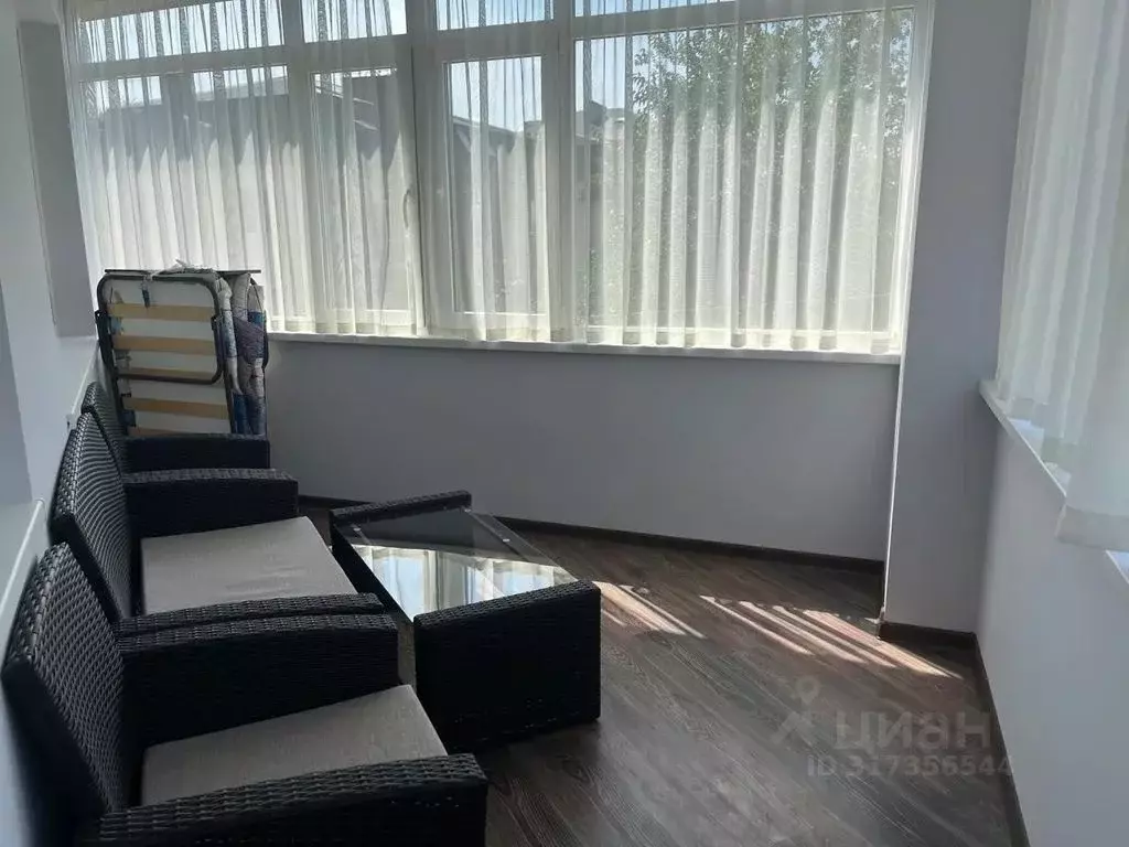 3-к кв. Краснодарский край, Геленджик Октябрьская ул., 43А (110.0 м) - Фото 1
