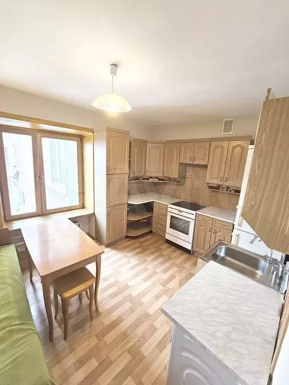 2-к. квартира, 60 м, 11/16 эт. - Фото 1