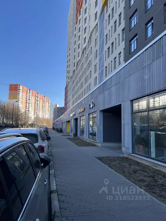 Помещение свободного назначения в Москва ул. Маршала Захарова, 3 (80 ... - Фото 0