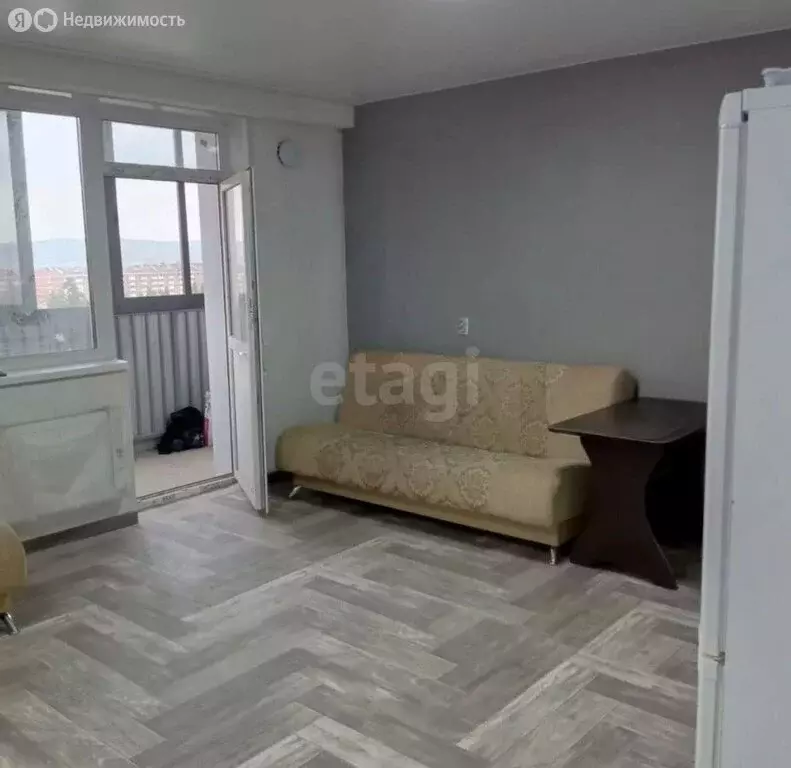 2-комнатная квартира: Улан-Удэ, улица имени Д.Ц. Дашиева, 17 (72 м) - Фото 1