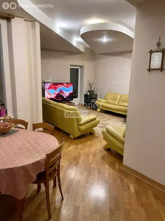 4-комнатная квартира: Курск, улица Белинского, 3 (142.3 м) - Фото 0
