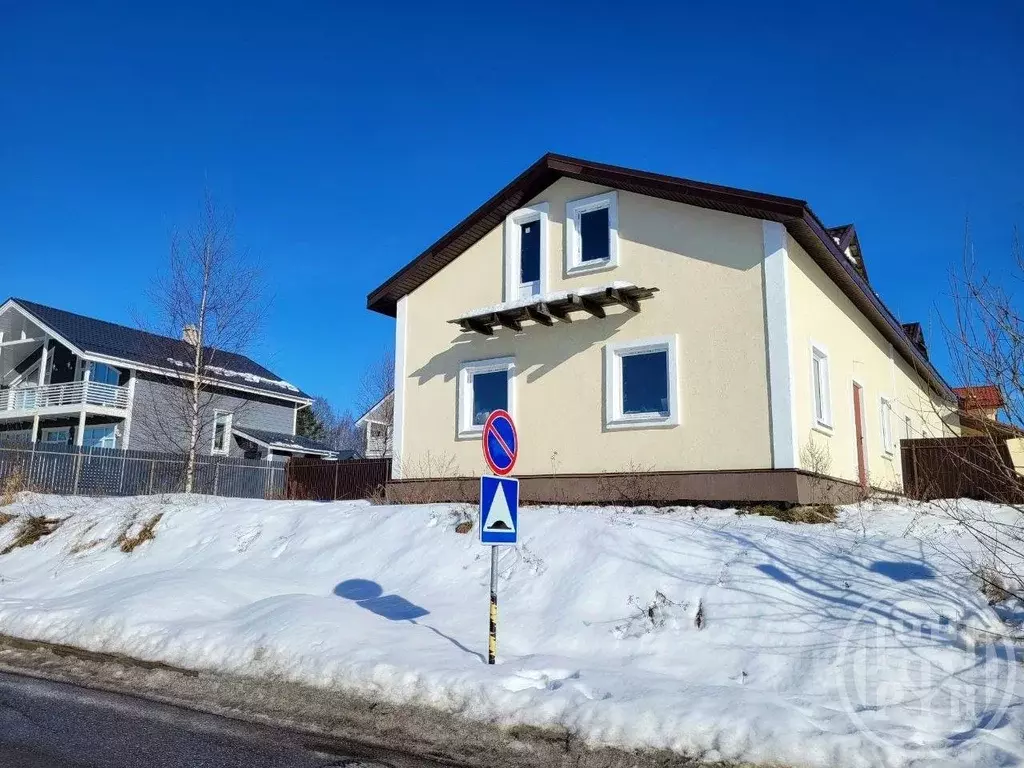 Таунхаус в Ленинградская область, Всеволожский район, Юкковское с/пос, ... - Фото 2
