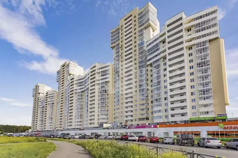 Гараж в Свердловская область, Екатеринбург ул. Соболева, 19 (14 м) - Фото 0