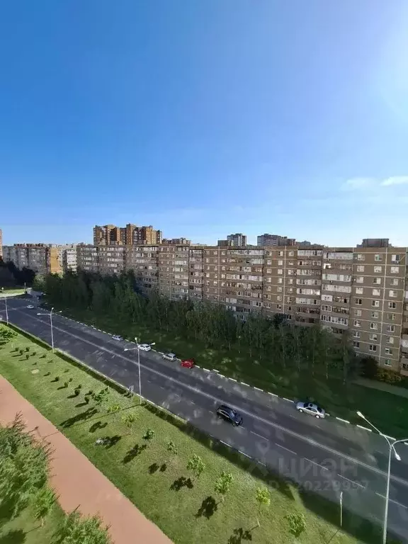 2-к кв. Белгородская область, Старый Оскол Степной мкр, 8 (61.5 м) - Фото 1