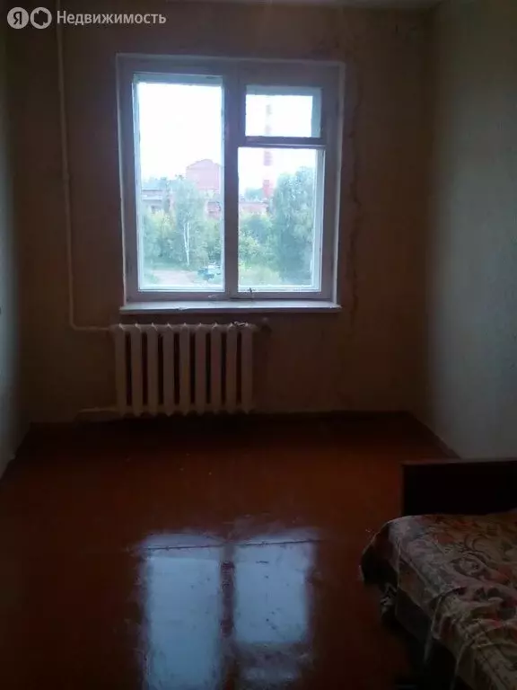3-комнатная квартира: Красный Профинтерн, Набережная улица, 12 (63.7 ... - Фото 1