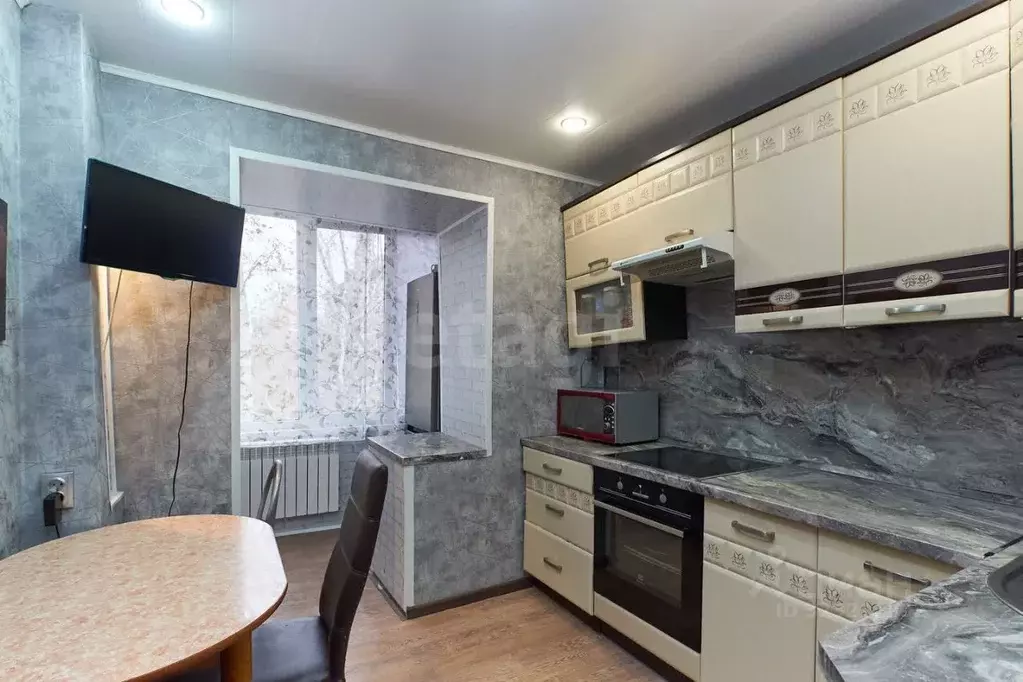 2-к кв. Тюменская область, Тюмень Мелиораторов мкр, ул. Мелиораторов, ... - Фото 1