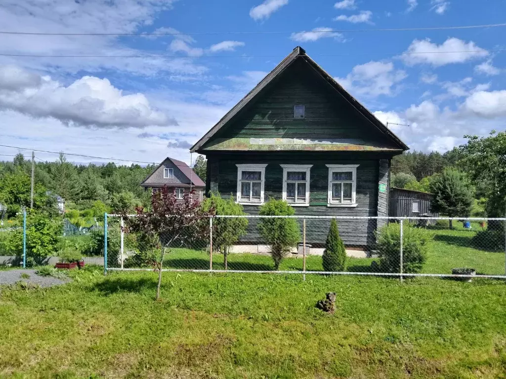 Дом в Новгородская область, Новгородский район, Тесово-Нетыльское ... - Фото 1