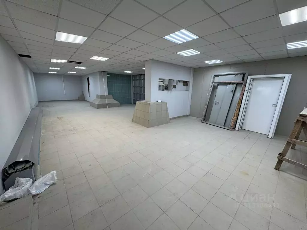 Производственное помещение в Удмуртия, Воткинск Ленинградская ул., 5 ... - Фото 1