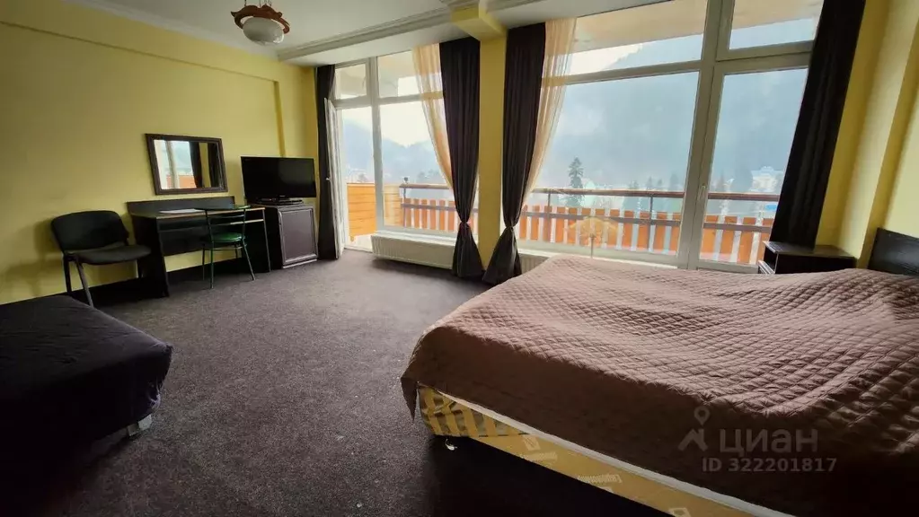 Комната Карачаево-Черкесия, Домбай кп ул. Карачаевская, 72 (25.0 м) - Фото 1