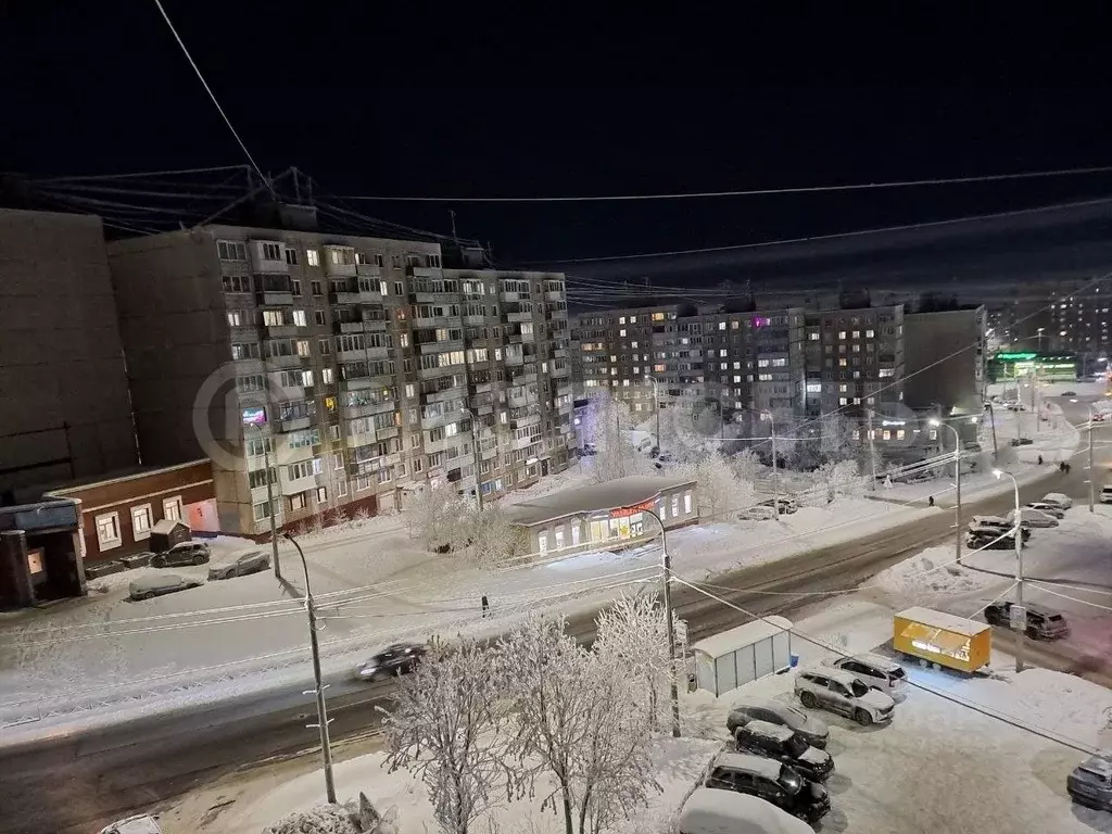 2-к кв. Мурманская область, Мурманск Скальная ул., 13 (56.2 м) - Фото 1