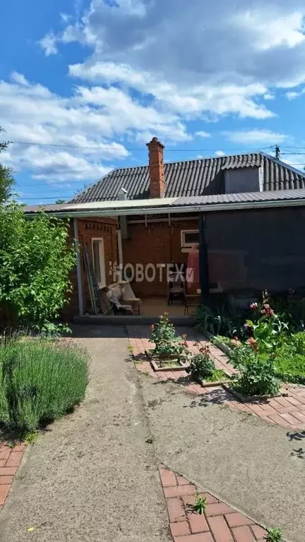 Дом в Краснодарский край, Кропоткин Кавказский район, ул. Ленина, 253 ... - Фото 1