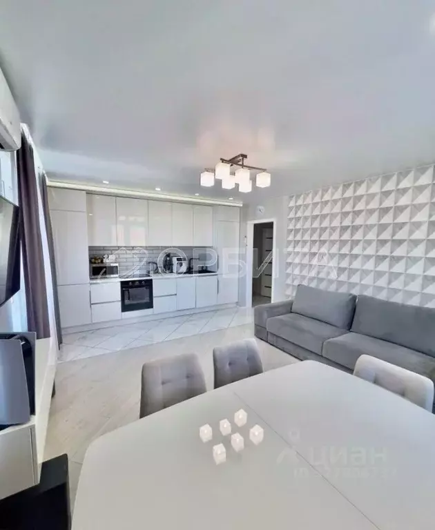 2-к кв. Тюменская область, Тюмень ул. Монтажников, 59 (56.5 м) - Фото 1