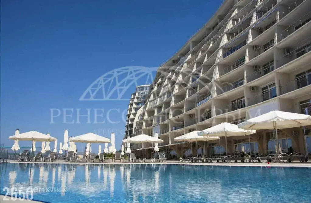 Продаётся квартира-студия, 90 м - Фото 0