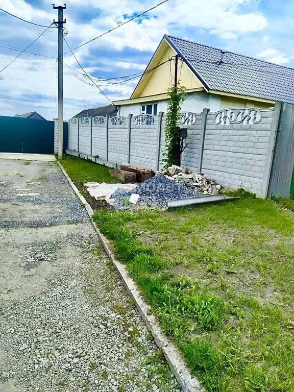 Дом в Курская область, Поселок Горшечное муниципальное образование, ... - Фото 1