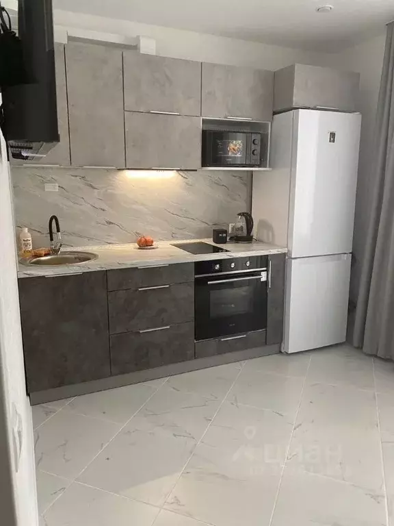 1-к кв. Тюменская область, Тюмень ул. Александра Митинского, 6 (40.9 ... - Фото 2