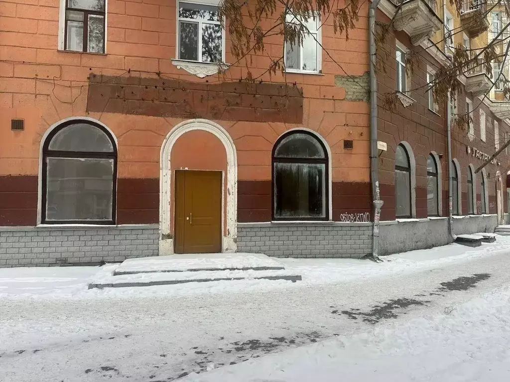 Помещение свободного назначения в Свердловская область, Екатеринбург ... - Фото 2