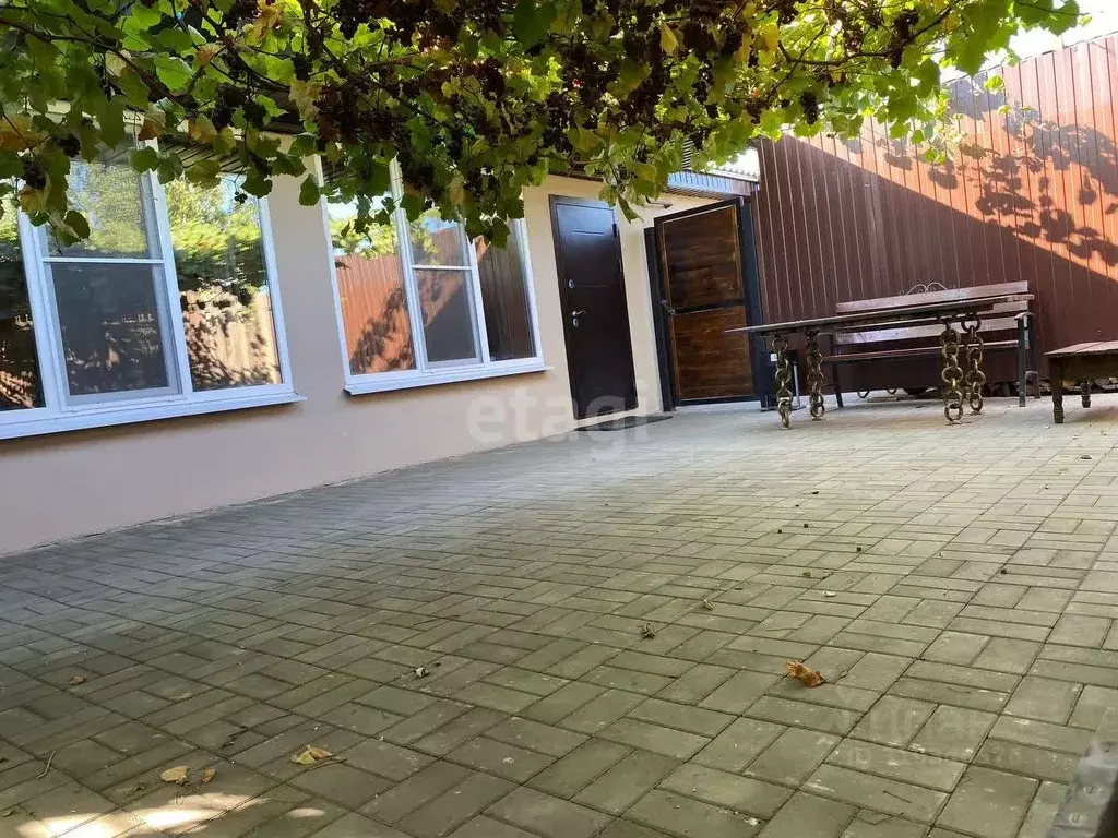 Дом в Воронежская область, Борисоглебск ул. 40 лет Октября, 161 (110 ... - Фото 0