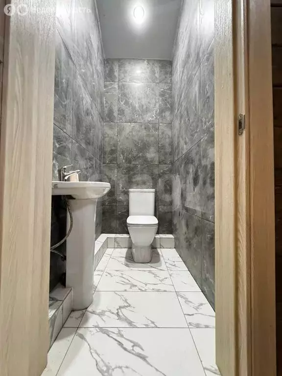 Дом в Тульская область, городской округ Тула, село Бушово (150 м) - Фото 1