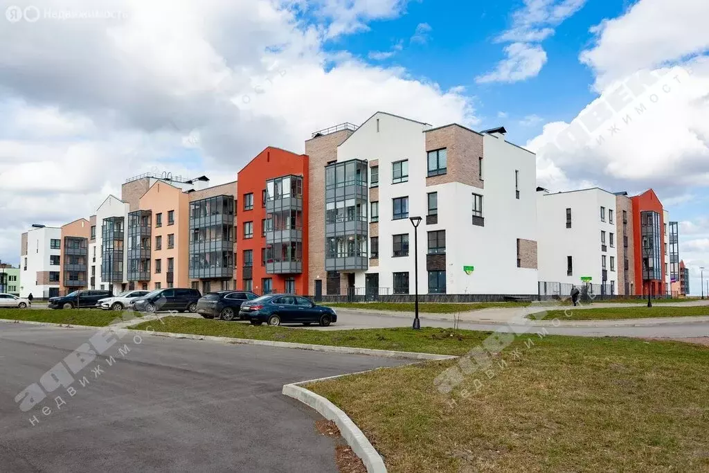 3-комнатная квартира: городской посёлок Фёдоровское, Счастливая улица, ... - Фото 2