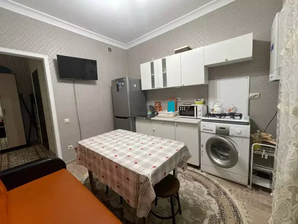 1-к кв. Дагестан, Дербент ул. Свердлова, 2 (40.0 м) - Фото 1