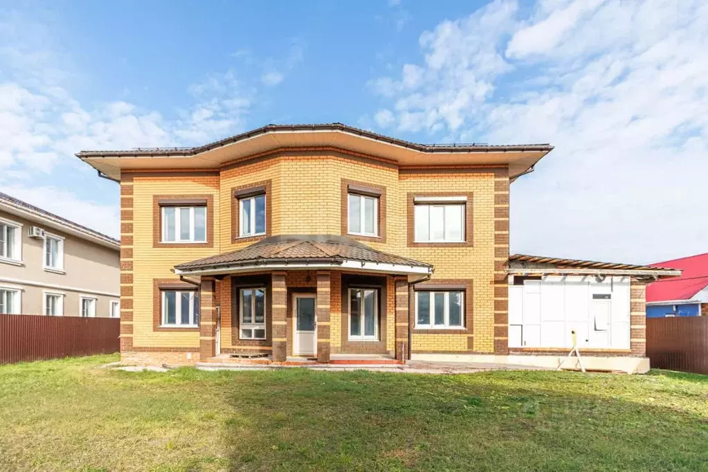 Дом в Тюменская область, Тюмень проезд 8-й Губернский (349 м) - Фото 1