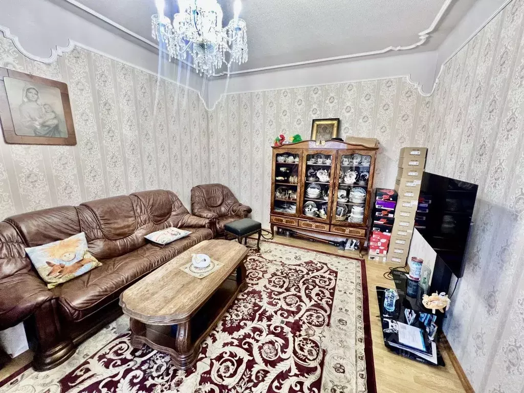 Дом в Ростовская область, Ростов-на-Дону Клавишный пер., 11а (292 м) - Фото 1