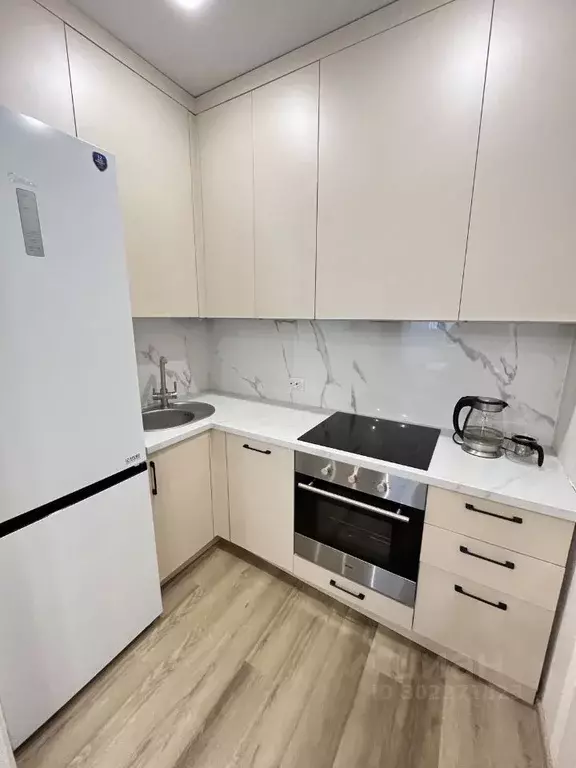 2-к кв. Астраханская область, Астрахань ул. Трофимова, 7А (50.0 м) - Фото 1