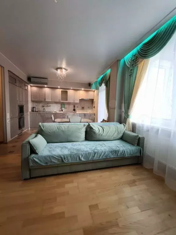 2-к. квартира, 70 м, 4/22 эт. - Фото 0