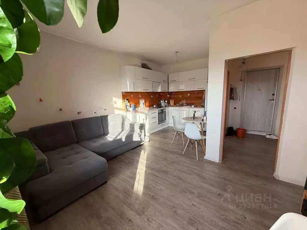 2-к кв. Красноярский край, Красноярск Северный мкр, ул. Урванцева, 10 ... - Фото 2