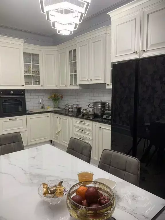 2-к кв. Дагестан, Махачкала просп. Насрутдинова, 274Е (78.0 м) - Фото 1