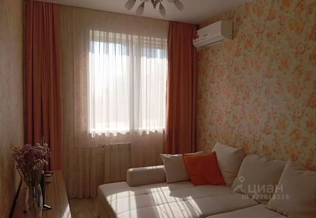 2-к кв. Ульяновская область, Ульяновск ул. Игошина, 12 (50.0 м) - Фото 0