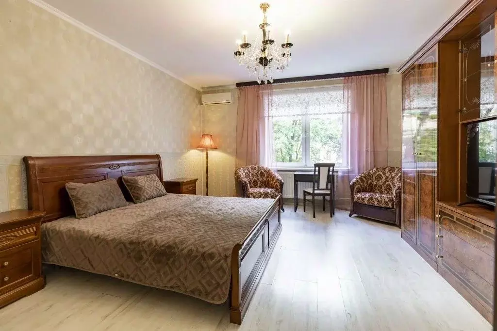 3-к кв. Санкт-Петербург ул. Моисеенко, 5 (110.0 м) - Фото 1